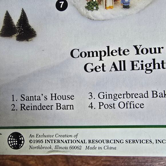 Vintage Santa's Town at the North Pole Christmas Village Post Office in Box - Picture 9 of 9